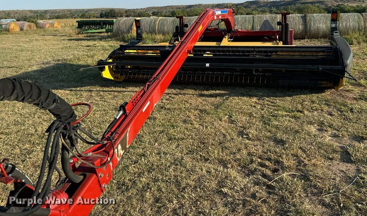 image for item DX3586 2014 New Holland H7150 swather / windrower