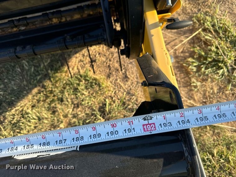 image for item DX3586 2014 New Holland H7150 swather / windrower