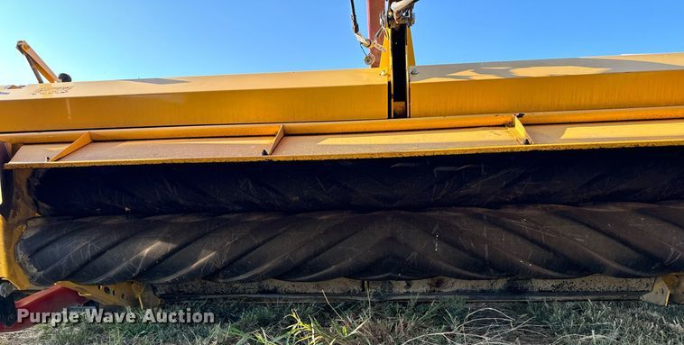 image for item DX3586 2014 New Holland H7150 swather / windrower