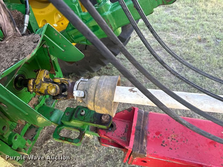 image for item DX3587 E-Z Trail 710 grain cart