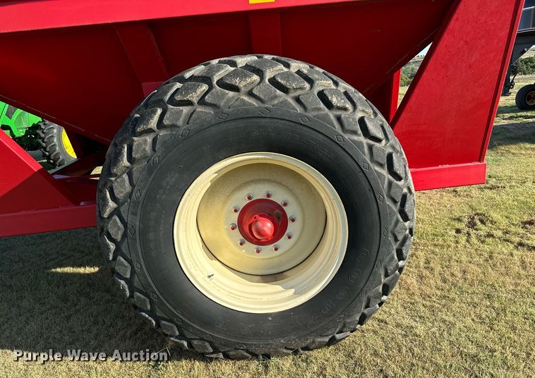 image for item DX3587 E-Z Trail 710 grain cart