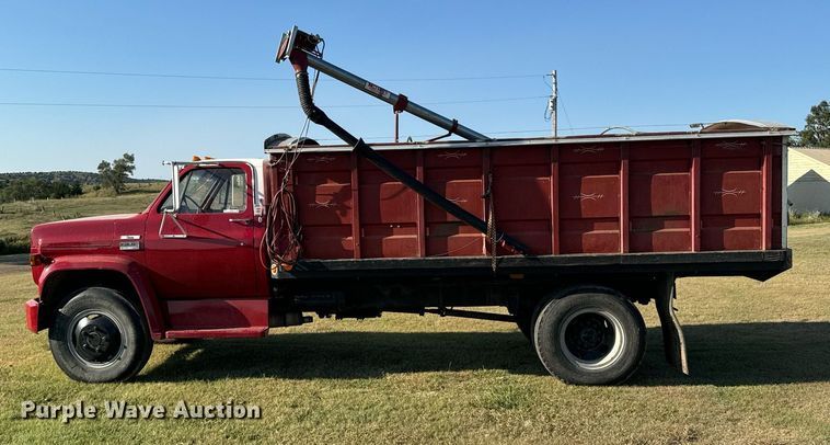 image for item DX3590 1979 GMC Sierra 6000 grain truck