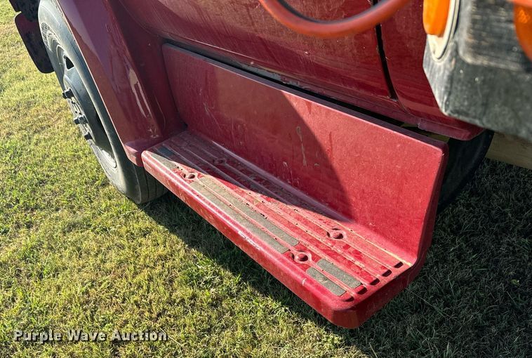 image for item DX3590 1979 GMC Sierra 6000 grain truck