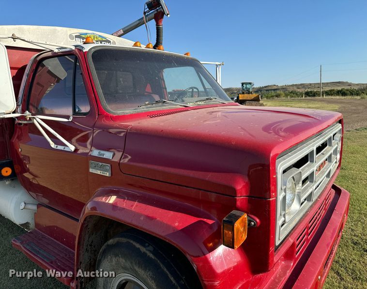 image for item DX3590 1979 GMC Sierra 6000 grain truck