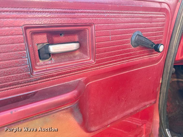 image for item DX3590 1979 GMC Sierra 6000 grain truck