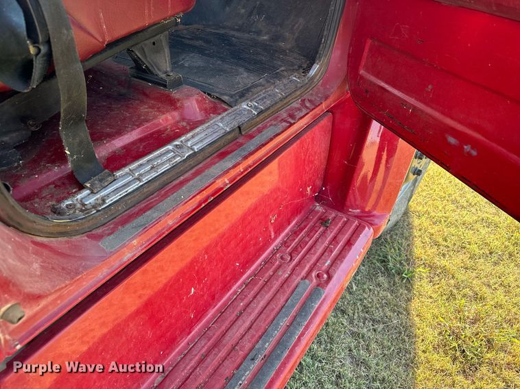 image for item DX3590 1979 GMC Sierra 6000 grain truck