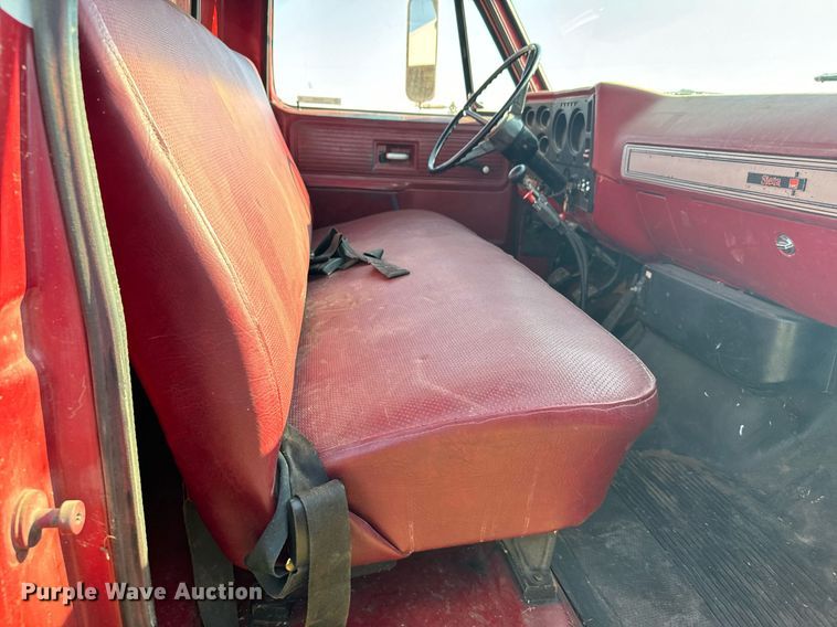 image for item DX3590 1979 GMC Sierra 6000 grain truck