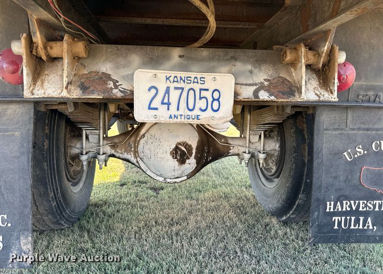 image for item DX3590 1979 GMC Sierra 6000 grain truck