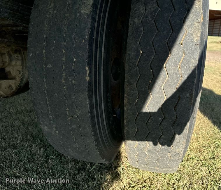 image for item DX3590 1979 GMC Sierra 6000 grain truck