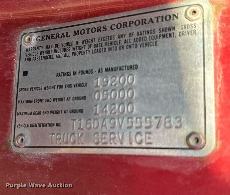 image for item DX3590 1979 GMC Sierra 6000 grain truck