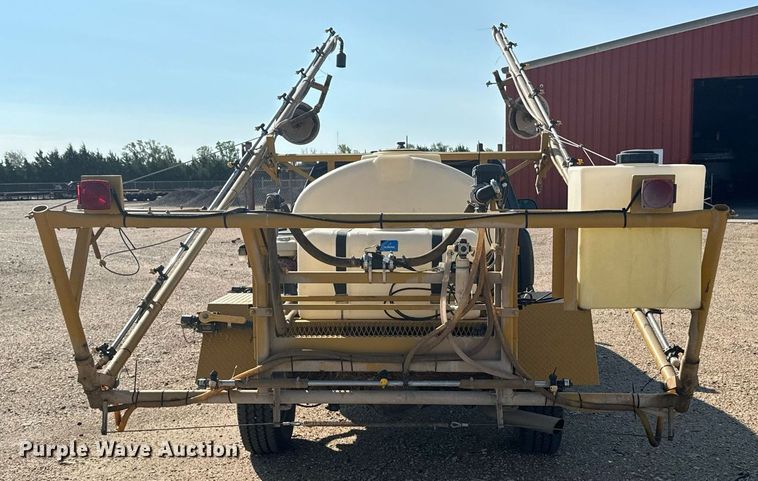 image for item DX3591 2004 Chevrolet Silverado 2500 LT Ext. Cab sprayer bed pickup truck