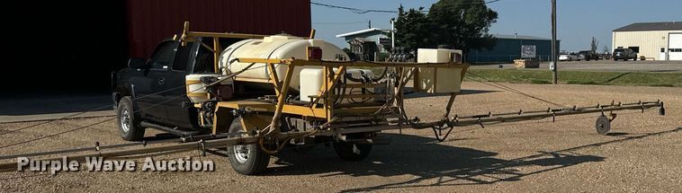 image for item DX3591 2004 Chevrolet Silverado 2500 LT Ext. Cab sprayer bed pickup truck