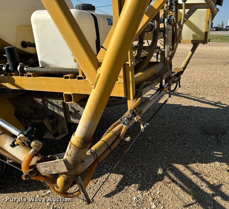 image for item DX3591 2004 Chevrolet Silverado 2500 LT Ext. Cab sprayer bed pickup truck