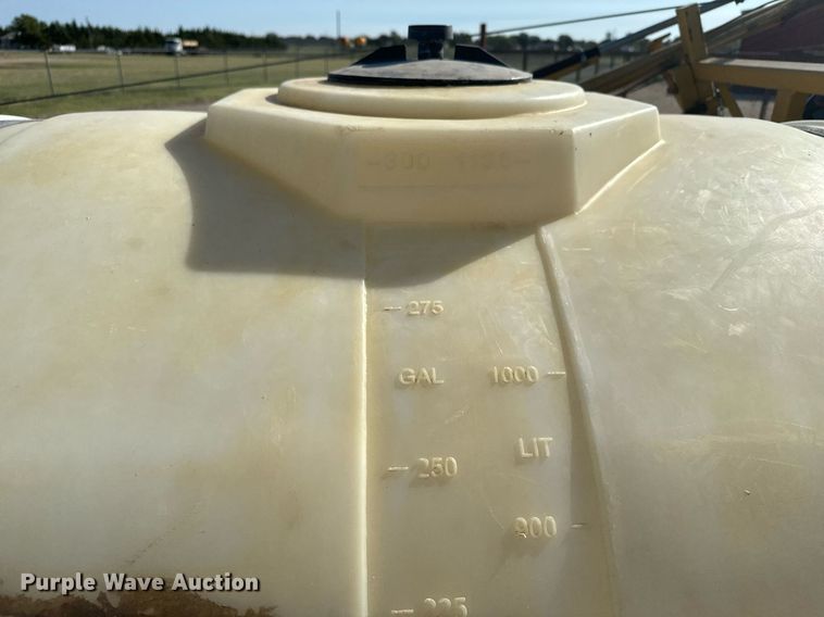 image for item DX3591 2004 Chevrolet Silverado 2500 LT Ext. Cab sprayer bed pickup truck