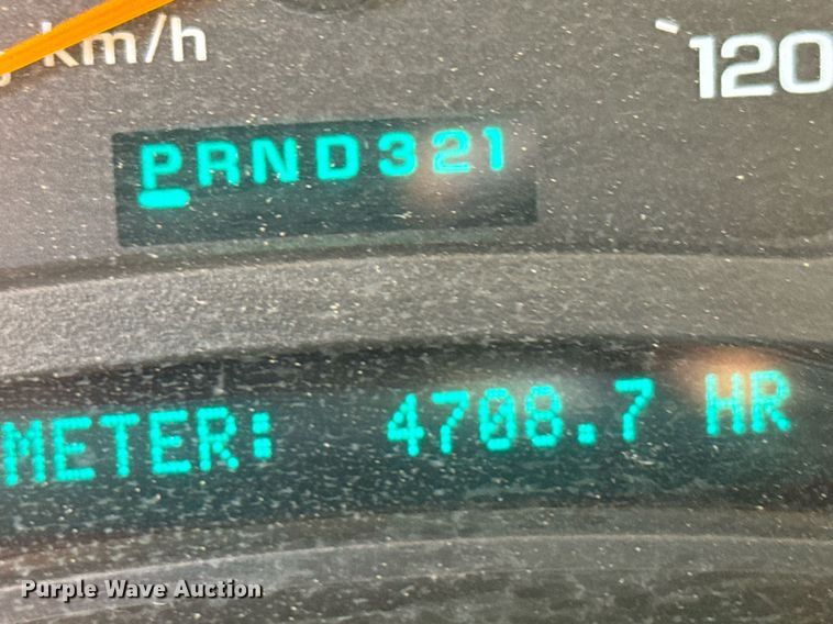 image for item DX3591 2004 Chevrolet Silverado 2500 LT Ext. Cab sprayer bed pickup truck