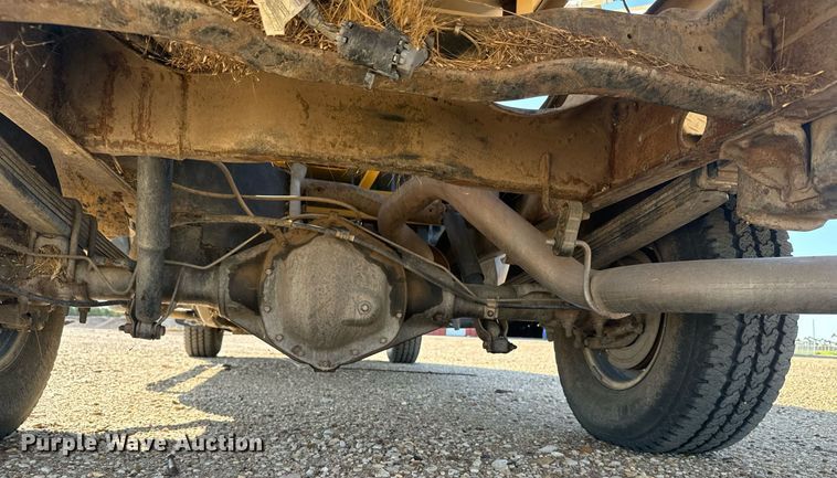 image for item DX3591 2004 Chevrolet Silverado 2500 LT Ext. Cab sprayer bed pickup truck