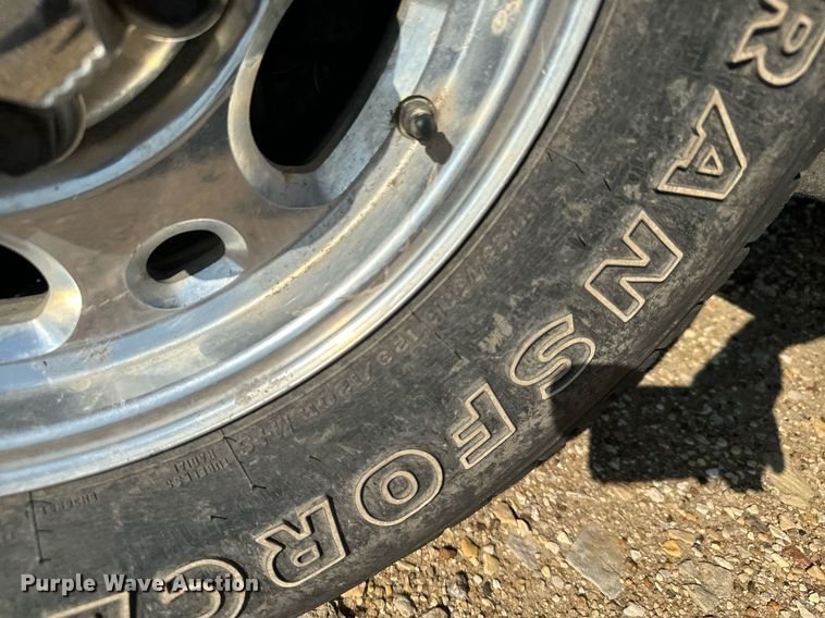 image for item DX3591 2004 Chevrolet Silverado 2500 LT Ext. Cab sprayer bed pickup truck