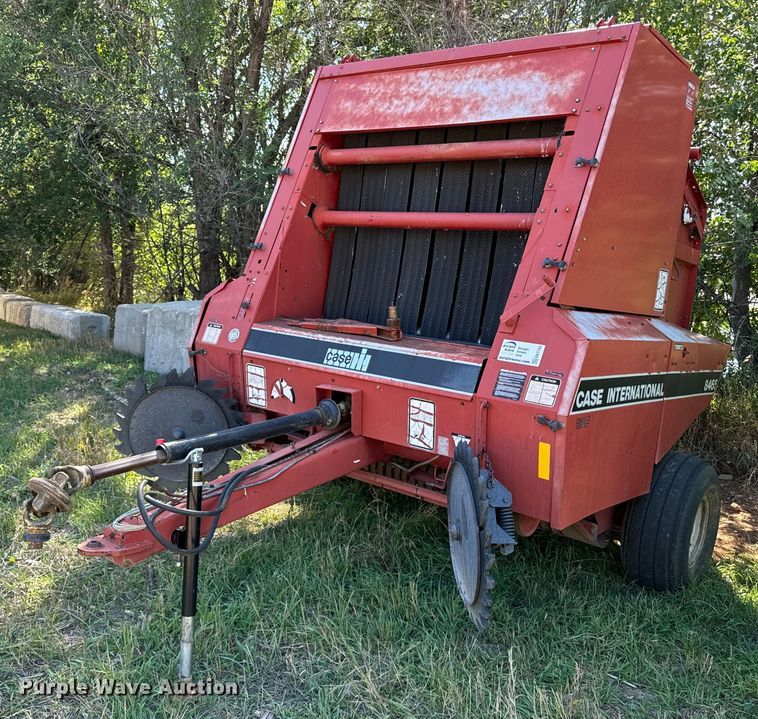 image for item EE7703 Case 8465 round baler