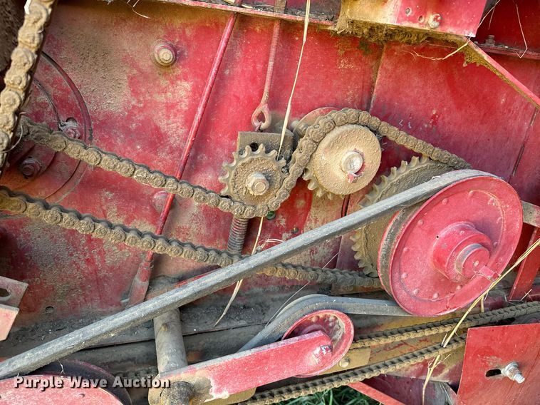 image for item EE7703 Case 8465 round baler