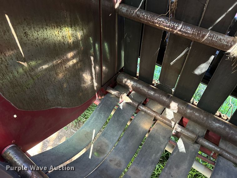 image for item EE7703 Case 8465 round baler