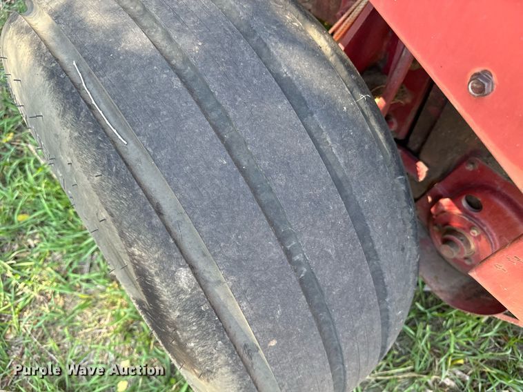 image for item EE7703 Case 8465 round baler