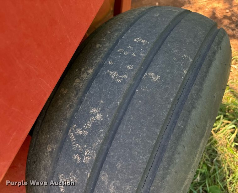 image for item EE7703 Case 8465 round baler