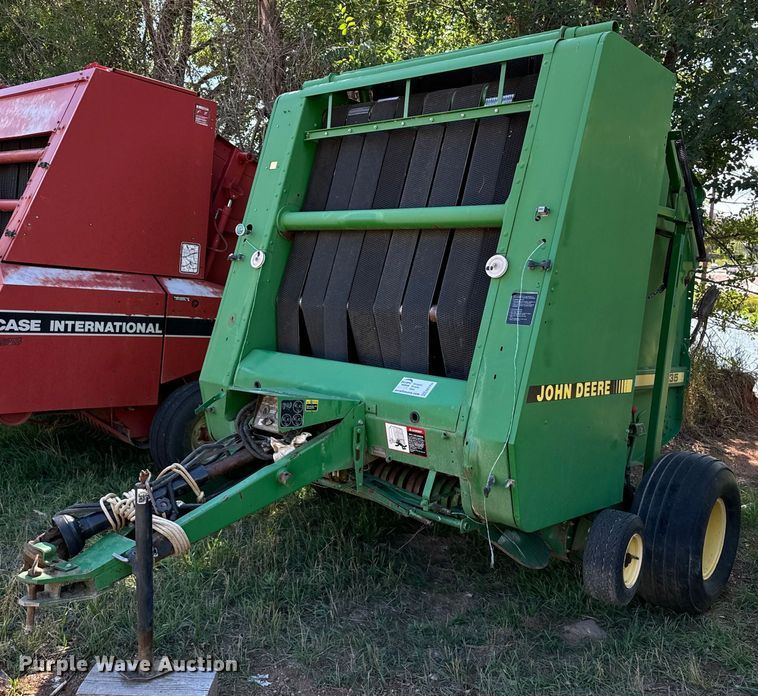 image for item EE7704 1996 John Deere  535 round baler