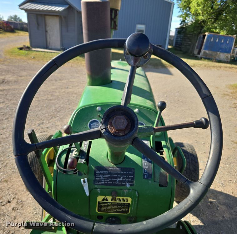 image for item EE7760 1962 John Deere 3010 tractor