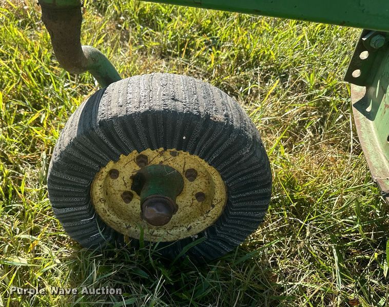 image for item EE7761 John Deere 717 rotary mower