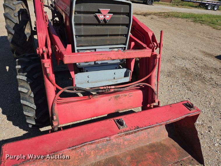 image for item EE7765 1979 Massey Ferguson  220-4 MFWD tractor
