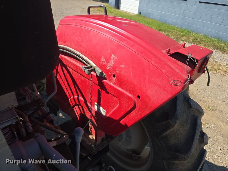 image for item EE7765 1979 Massey Ferguson  220-4 MFWD tractor