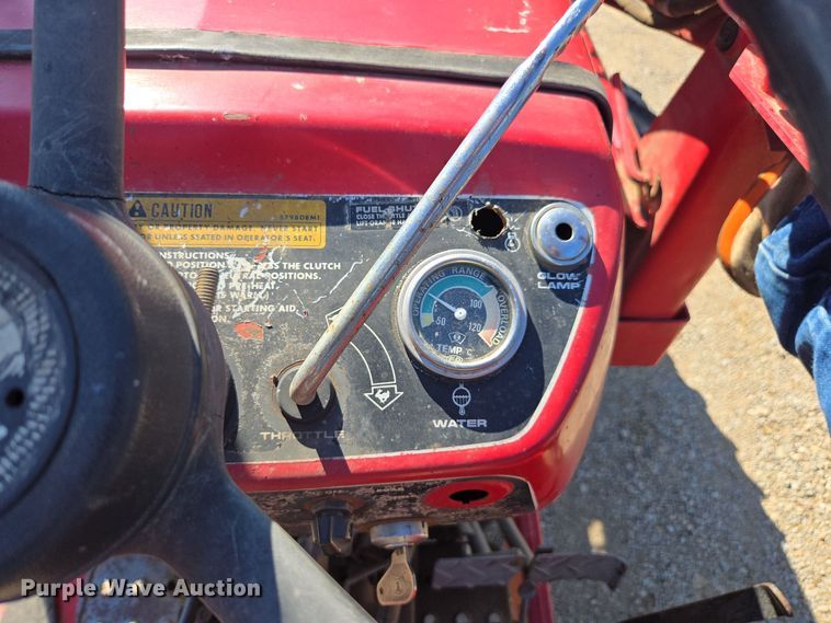 image for item EE7765 1979 Massey Ferguson  220-4 MFWD tractor