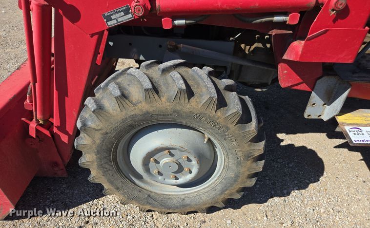 image for item EE7765 1979 Massey Ferguson  220-4 MFWD tractor