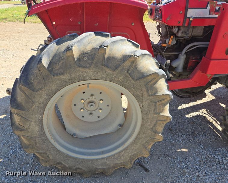 image for item EE7765 1979 Massey Ferguson  220-4 MFWD tractor