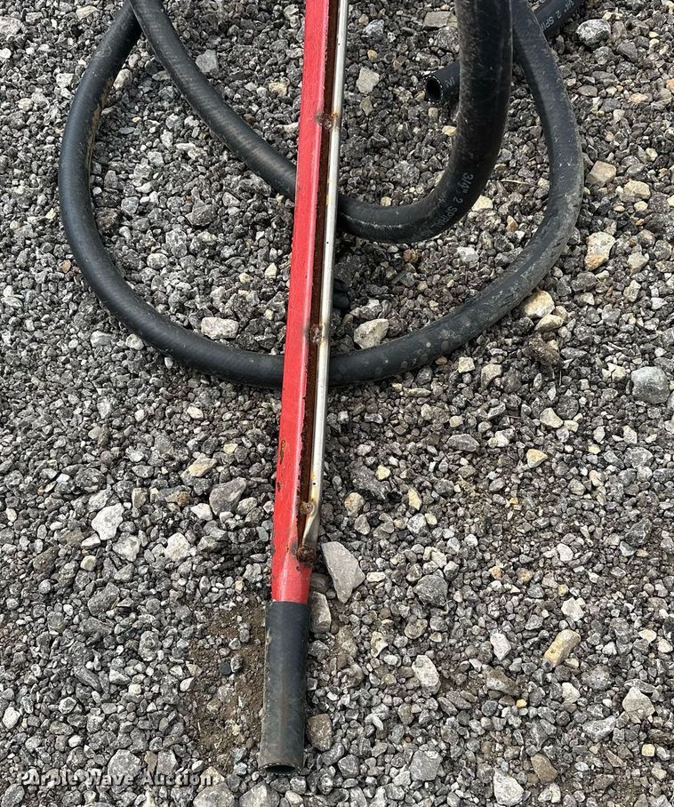 image for item EG1085 Bale injector