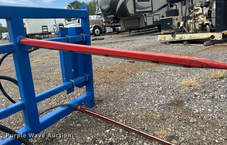 image for item EG1085 Bale injector