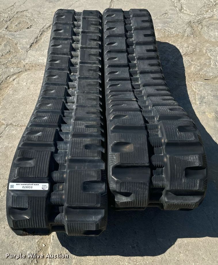 image for item EG6672 Bobcat  Bridgestone  tracks