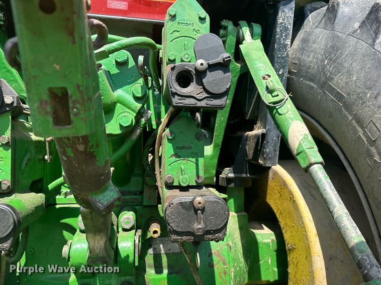 image for item EK0015 1992 John Deere  4960 MFWD tractor