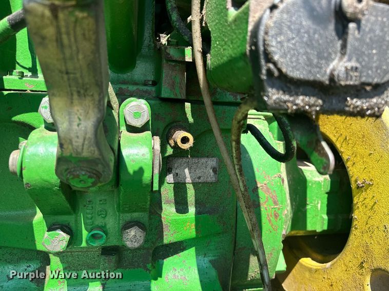 image for item EK0015 1992 John Deere  4960 MFWD tractor