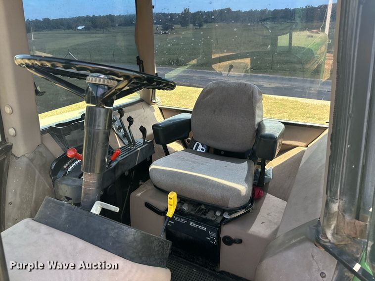 image for item EK0015 1992 John Deere  4960 MFWD tractor