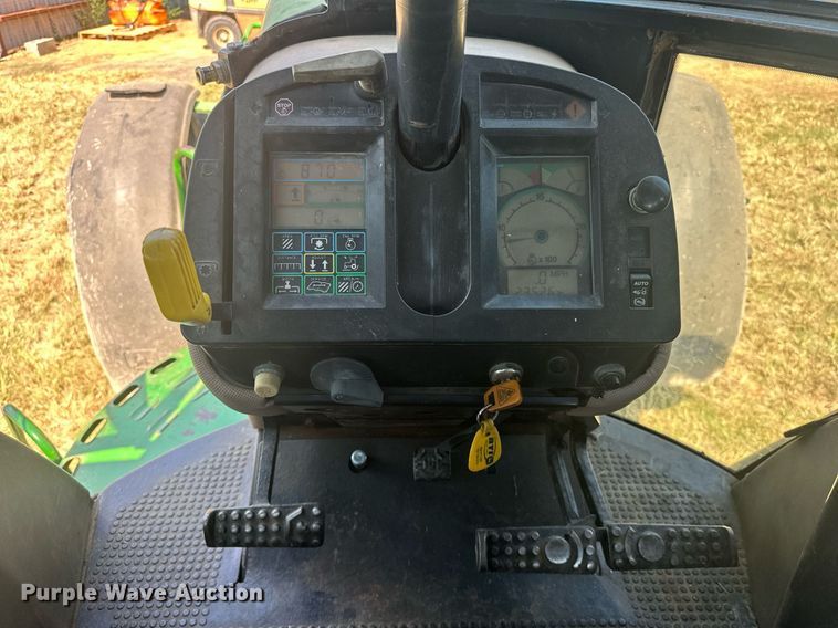 image for item EK0015 1992 John Deere  4960 MFWD tractor