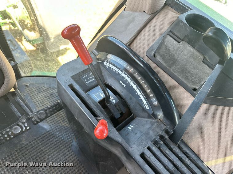 image for item EK0015 1992 John Deere  4960 MFWD tractor