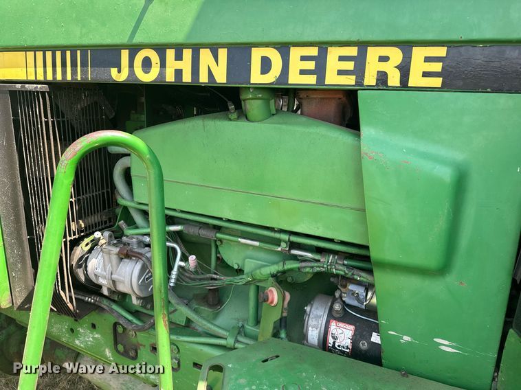 image for item EK0015 1992 John Deere  4960 MFWD tractor