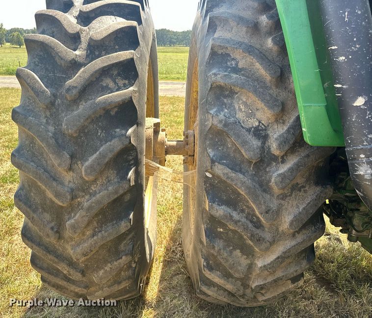 image for item EK0015 1992 John Deere  4960 MFWD tractor