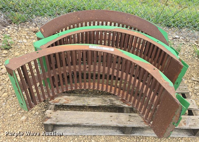 image for item EK6323 (19) John Deere combine concaves