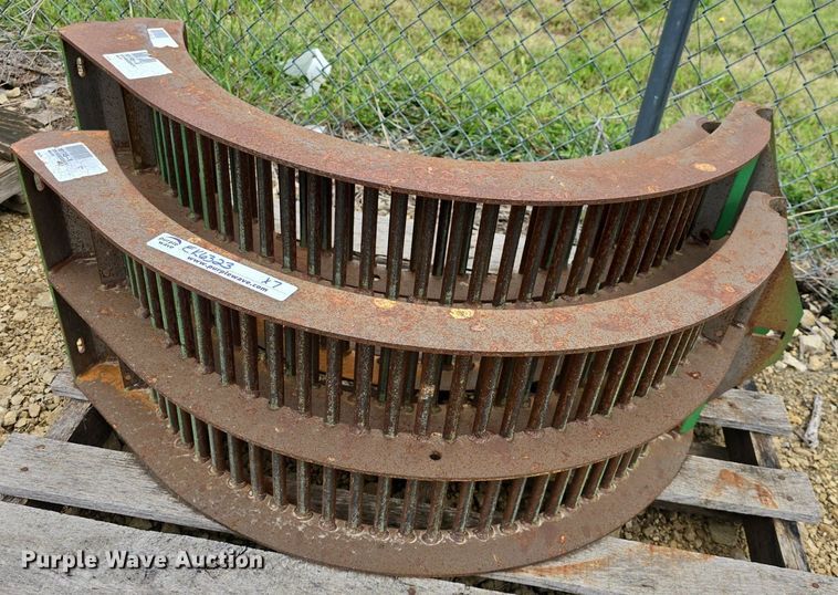 image for item EK6323 (19) John Deere combine concaves