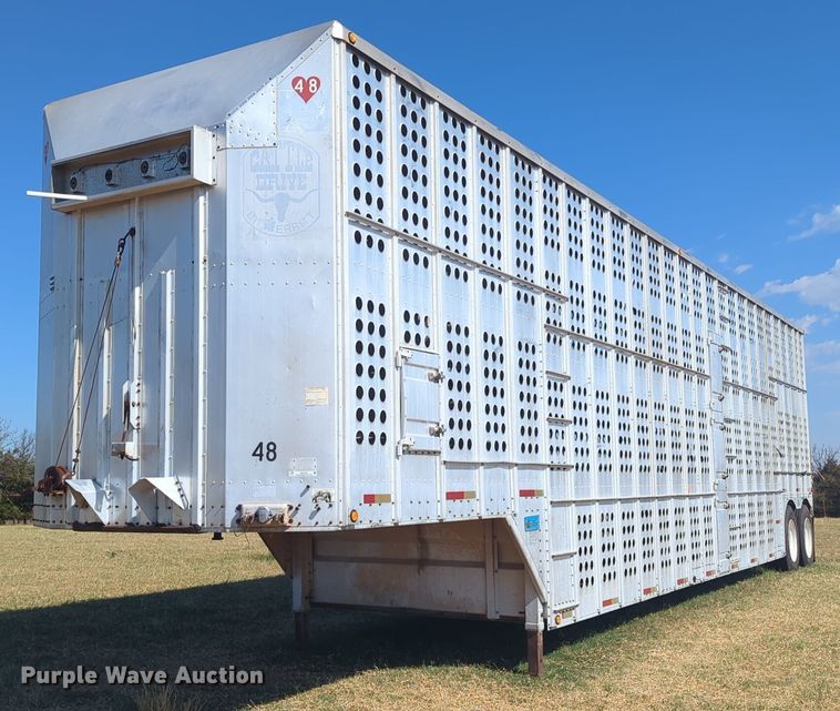image for item EQ2193 1983 Merritt Cattle Drive livestock trailer