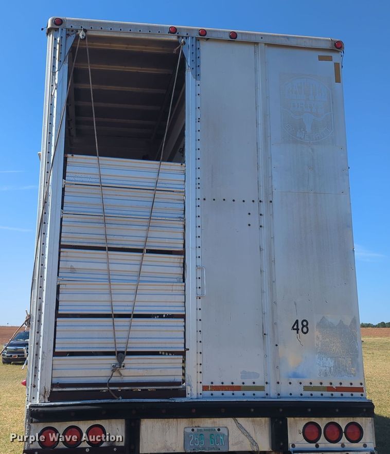 image for item EQ2193 1983 Merritt Cattle Drive livestock trailer