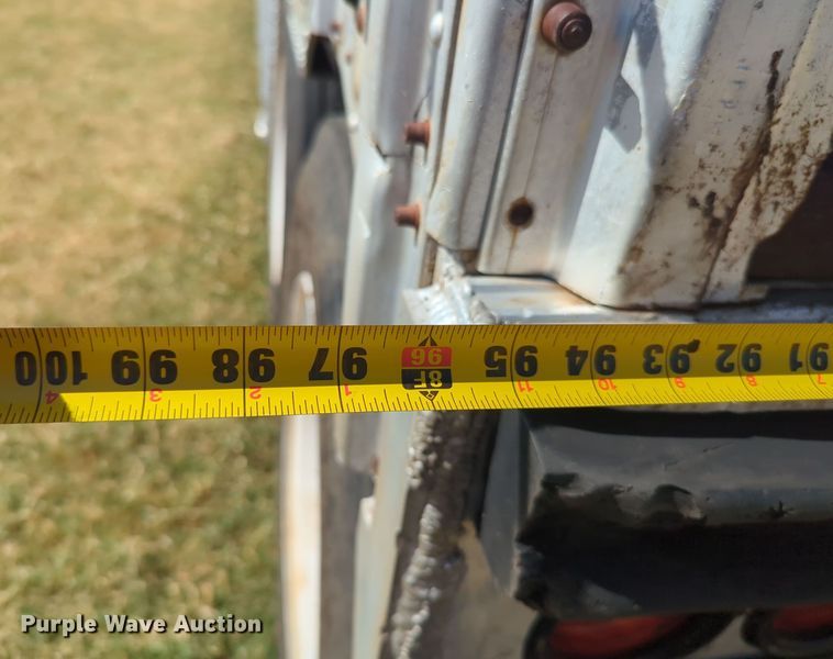 image for item EQ2193 1983 Merritt Cattle Drive livestock trailer