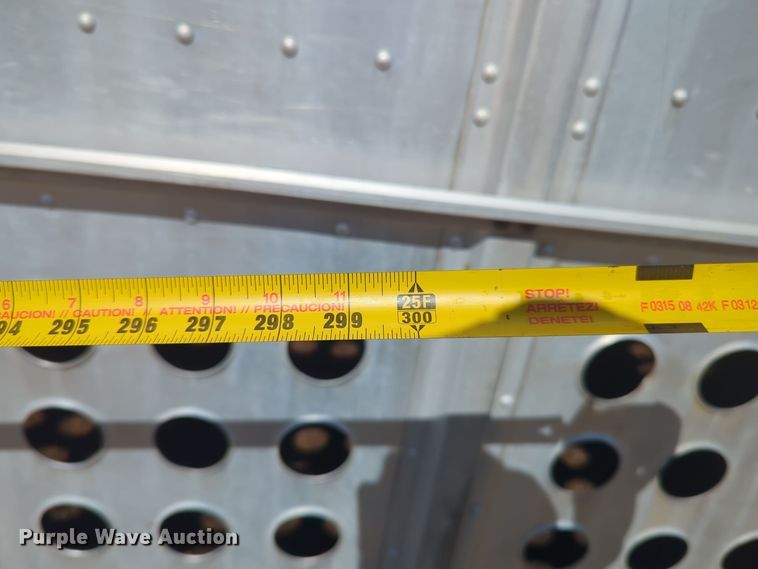 image for item EQ2193 1983 Merritt Cattle Drive livestock trailer